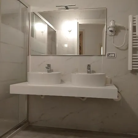 Bresciantica Bed & Breakfast 3*